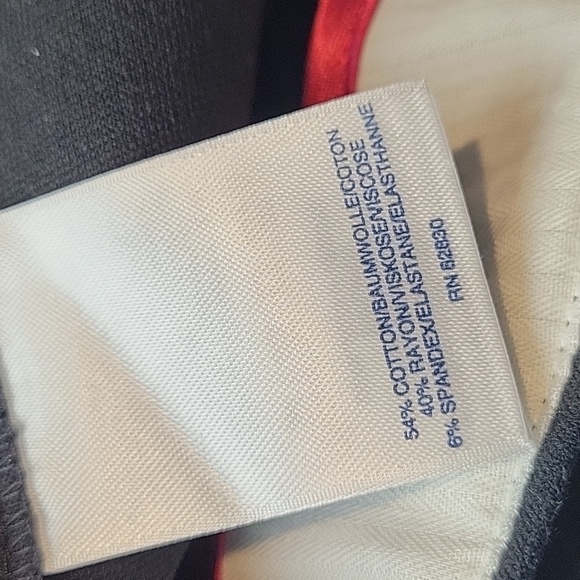 Lands' End Bi-Stretch Black ankle pants Side Zip - Picture 7 of 9